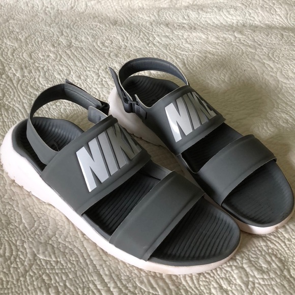 tanjun sandals grey